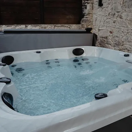 The Stonehouse With Private Bath Spas ヴィラ リマソール